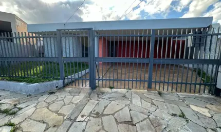 Casa Térrea - Setor Sul  Casa de Rua com 3 Quarto(s) e 3 banheiro(s) à Venda, 188 por R$ 999.000 no setor Setor Sul AD25126