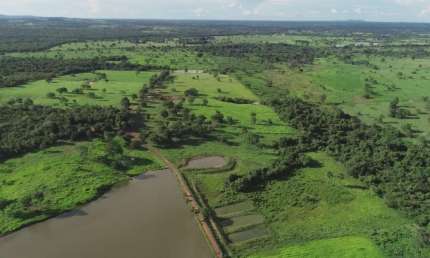 FAZENDA EM PORANGATU GO Fazenda à Venda, 976696 por R$ 6.000.000 AX25172