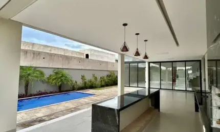 Belíssima Casa no Jardins próximo ao Shopping Flamboyant e Oscar Niemeyer com 5 suítes plenas!  Casa em Condomínio com 5 Quarto(s) e 8 banheiro(s) à Venda, 416 por R$ 5.500.000 no setor Jardins Itália
