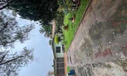 casa jardim goias Casa de Rua com 5 Quarto(s) e 2 banheiro(s) à Venda, 400 por R$ 1.400.000 no setor Jardim Goiás AD25637