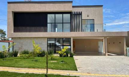 Sobrado Alto Padrão - com 190/m2, 3 Suítes e 3 vagas Sobrado com 3 Quarto(s) e 4 banheiro(s) à Venda, 190 por R$ 1.299.000 no setor Residencial Condomínio Jardim Veneza SL25641