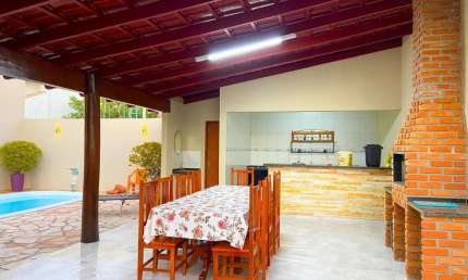 CASA MOBILIADA EM CADAS NOVAS  Casa de Rua com 3 Quarto(s) e 3 banheiro(s) à Venda, 360 por R$ 549.000 no setor Jardim Serrano AD25768