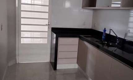 Casa Parque Atheneu  Casa de Rua com 3 Quarto(s) e 2 banheiro(s) à Venda, 117 por R$ 590.000 no setor Parque Atheneu IN26062