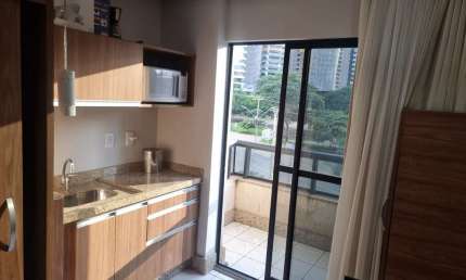 OPORTUNIDADE.. FLAT MOBILIADO COM SACADA DE FRENTE À PRAÇA DO SOL Flat com 1 Quarto(s) e 1 banheiro(s) à Venda, 25 por R$ 240.000 no setor Setor Oeste AU26152