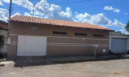 Conjunto Vera Cruz 1, Goiânia - GO Casa de Rua com 2 Quarto(s) e 2 banheiro(s) à Venda, 253 por R$ 350.000 no setor Conjunto Vera Cruz VN26165