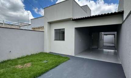 Casa em Senador Canedo no Solar Monte Cristo Casa de Rua com 1 Quarto(s) e 1 banheiro(s) à Venda, 82.5 por R$ 279.000 no setor Solar Monte Cristo SL26254
