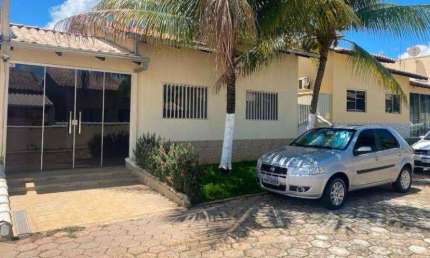 CASA  Casa em Condomínio com 4 Quarto(s) e 3 banheiro(s) à Venda, 155 por R$ 260.000 no setor Centro AD26438