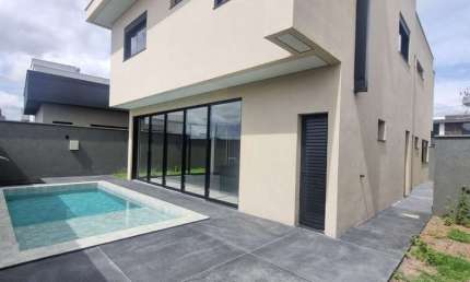 PARQVILLE PINHEIROS Casa em Condomínio com 5 Quarto(s) e 5 banheiro(s) à Venda, 251 por R$ 1.870.000 no setor Residencial Araguaia VN26476