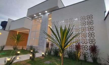 Casa térrea - setor Três Marias  Casa de Rua com 3 Quarto(s) e 3 banheiro(s) à Venda, 152 por R$ 980.000 no setor Setor Três Marias ST26483