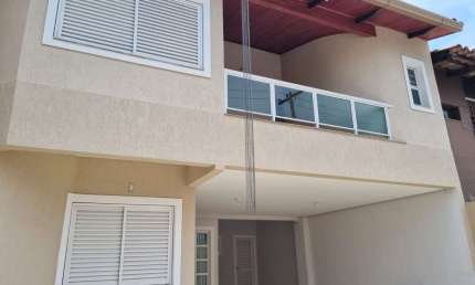 Sobrado Nova Suiça Sobrado com 4 Quarto(s) e 6 banheiro(s) à Venda, 200 por R$ 1.500.000 no setor Nova Suiça AD26750