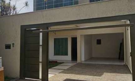 Sobrado no Setor Jáo Sobrado com 4 Quarto(s) e 3 banheiro(s) à Venda, 250 por R$ 890.000 no setor Setor Jaó AD26799