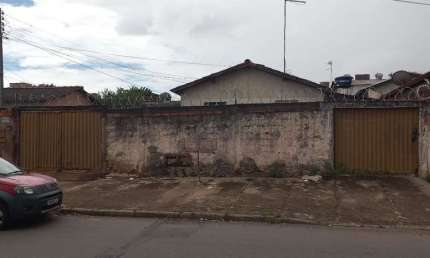Lote Vila São Thomaz, a 300 metros do Buriti Shopping Lote à Venda, 429.3 por R$ 575.000 no setor Vila Sao Tomaz VN26931