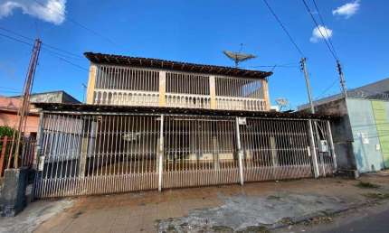 Sobrado 430m² - Setor Sul Sobrado com 6 Quarto(s) e 7 banheiro(s) à Venda, 373.14 por R$ 1.500.000 no setor Setor Sul AD27230