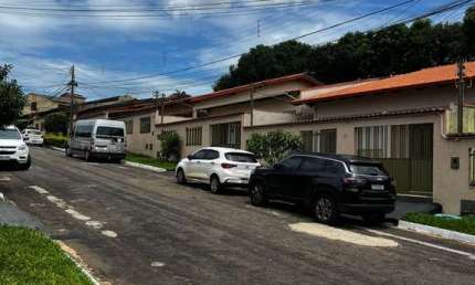Casa em Condomínio Anápolis Casa em Condomínio com 3 Quarto(s) e 2 banheiro(s) à Venda, 230 por R$ 680.000 no setor Vila Industrial VN26542