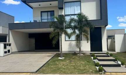 Condomínio Parqville Pinheiros Casa em Condomínio com 3 Quarto(s) e 4 banheiro(s) à Venda, 198 por R$ 1.650.000 no setor Parqville Pinheiros IN27487