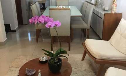 SOBRADO NO SETOR BUENO T-39 PROX. SANTA CASA Casa de Rua com 4 Quarto(s) e 5 banheiro(s) à Venda, 155 por R$ 794.000 no setor Setor Bueno AD27616