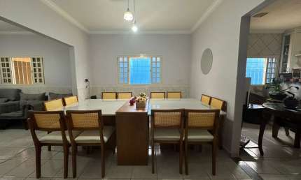 Casa Residencial - Goiania 2 Casa de Rua com 3 Quarto(s) e 2 banheiro(s) à Venda, 258 por R$ 770.000 no setor Vila Jardim Pompéia AD27829