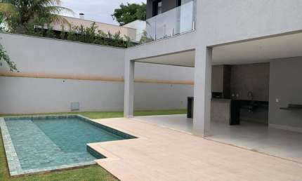 Alphaville Araguaia Sobrado com 5 Quarto(s) e 6 banheiro(s) à Venda, 380.18 por R$ 4.500.000 no setor Alphaville Araguaia  AX24879