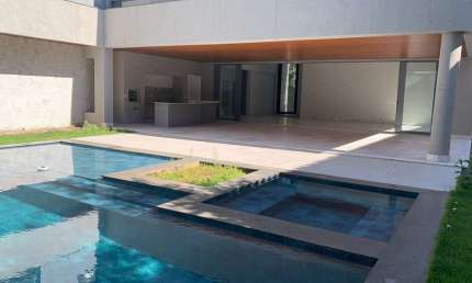 Alphaville Ipés Sobrado com 4 Quarto(s) e 5 banheiro(s) à Venda, 494.77 por R$ 9.000.000 no setor Residencial Alphaville Flamboyant AX25936