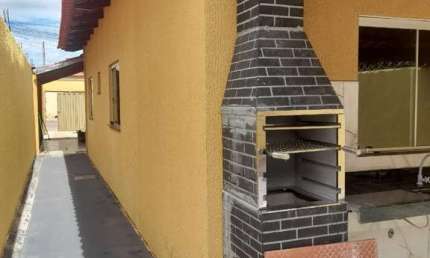VENDO UMA CASA SENADOR CANEDO 2 QUARTOS SENDO 1 SUITE COM ARMÁRIO NA COZINHA, CHURRASQUEIRA E QUINTAL GRANDE. Casa de Rua com 2 Quarto(s) e 2 banheiro(s) à Venda, 180 por R$ 200.000 no setor Setor Mon