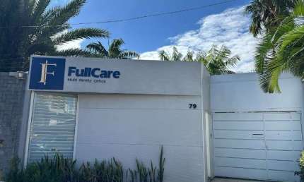 Casa e Escritório (Conforto e Praticidade no Setor Sul) Casa de Rua com 3 Quarto(s) e 2 banheiro(s) à Venda, 332 por R$ 2.500.000 no setor Setor Sul AD27763