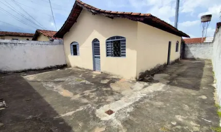 Casa Setor Faiçalville  Casa de Rua com 2 Quarto(s) e 2 banheiro(s) à Venda, 229 por R$ 450.000 no setor Setor Faiçalville AD27941