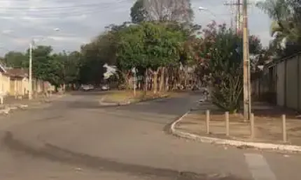 Lote de Esquina 423M² Jardim Guanabara 1 Lote à Venda, 423 por R$ 423.000 no setor Jardim Guanabara SL28294