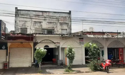 Prédio Comercial 557,80m² ao lado do Super Barão Av. Castelo Branco St. Rodoviário Goiânia - GO Prédio Comercial à Venda, 557.8 por R$ 880.000 no setor Rodoviário AU28383