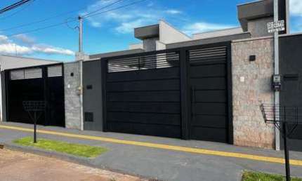 CASA NO JARDIM NOVA ERA  Casa de Rua com 3 Quarto(s) e 4 banheiro(s) à Venda, 118 por R$ 790.000 no setor Jardim Nova Era Acrescimo IN27989