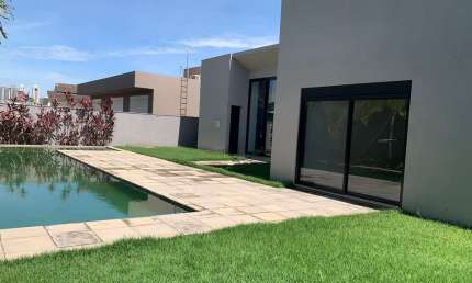 Alphaville Cruzeiro  Casa em Condomínio com 4 Quarto(s) e 5 banheiro(s) à Venda, 432.35 por R$ 7.200.000 no setor Residencial Alphaville Flamboyant AX25943