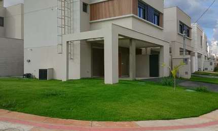 Sobrado Jardins Marselha Sobrado com 3 Quarto(s) e 3 banheiro(s) à Venda, 166.18 por R$ 1.490.000 no setor Chácaras Bela Vista AD28544