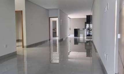Casa no Jardim Atlantico com 3 Suítes plenas, piscina aquecida e armários Casa de Rua com 3 Quarto(s) e 4 banheiro(s) à Venda, 155 por R$ 750.000 no setor Jardim Atlântico FL28586
