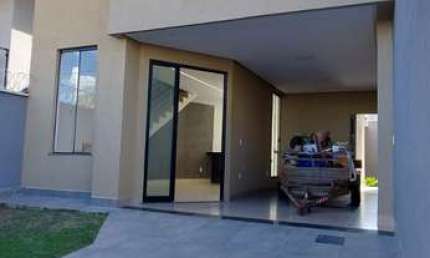 SOBRADO NO RESIDENCIAL MORUMBI DE TRES QUARTOS Casa de Rua com 3 Quarto(s) e 3 banheiro(s) à Venda, 114 por R$ 650.000 no setor Residencial Morumbi IN28797
