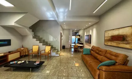 Sobrado Fontana di Trevi Casa em Condomínio com 4 Quarto(s) e 3 banheiro(s) à Venda, 187 por R$ 1.990.000 no setor Setor Marista AD28995