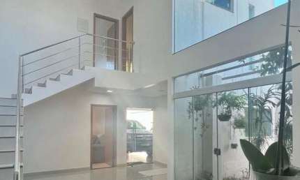 Sobrado no Jardim Belo Horizonte em Aparecida de Goiânia  Sobrado com 3 Quarto(s) e 4 banheiro(s) à Venda, 226.65 por R$ 790.000 no setor Jardim Belo Horizonte AD29045