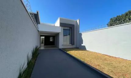 Sua Nova Casa dos Sonhos com 3 Suítes e Muito Conforto Casa de Rua com 3 Quarto(s) e 3 banheiro(s) à Venda, 116.66 por R$ 380.000 no setor Jardim Buriti Sereno AU29133