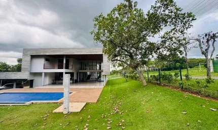 Casa em condomínio de chácaras  Casa em Condomínio com 5 Quarto(s) e 8 banheiro(s) à Venda, 445.5 por R$ 5.000.000 no setor Condomínio Alto da Boa Vista IN28559