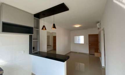 Casa de 3 Quartos no Residencial Les Arcs em Senador Canedo Casa em Condomínio com 3 Quarto(s) e 2 banheiro(s) à Venda, 90 por R$ 420.000 no setor Sítios Vale das Brisas AX29123