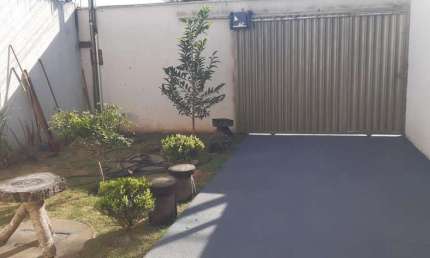 CASA 2Q RESIDENCIAL PETRÓPOLIS  Casa de Rua com 2 Quarto(s) e 1 banheiro(s) à Venda, 120 por R$ 340.000 no setor Setor Central VN23206