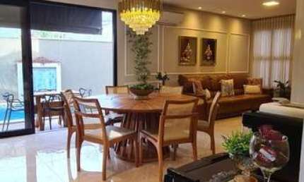 Sobrado 3 Quartos ao lado do Jardim América T63 Sobrado com 3 Quarto(s) e 3 banheiro(s) à Venda, 150 por R$ 1.149.000 no setor Vila Rezende FL29404