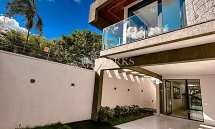 Sobrado Parque Cascavel Casa de Rua com 3 Quarto(s) e 5 banheiro(s) à Venda, 223.68 por R$ 1.600.000 no setor Jardim Atlântico AX29431