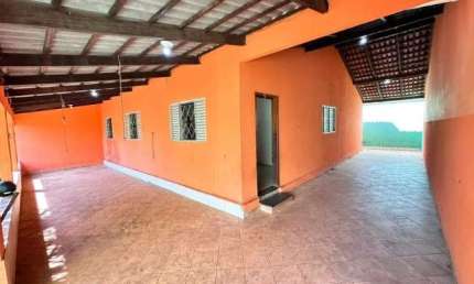 CASA 3 QUARTOS 180M2 - PARQUE TRINDADE (MCMV) Casa de Rua com 3 Quarto(s) e 2 banheiro(s) à Venda, 180 por R$ 430.000 no setor Parque Trindade AD29528