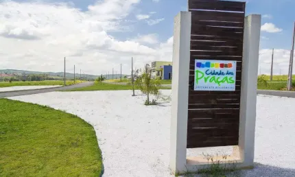 LOTE NASCENTE - NO CIDADE DAS PRAÇAS - 200m² - Lote 05 Área / Terreno à Venda, 200 por R$ 55.000 no setor Cidade das Praças AV29809