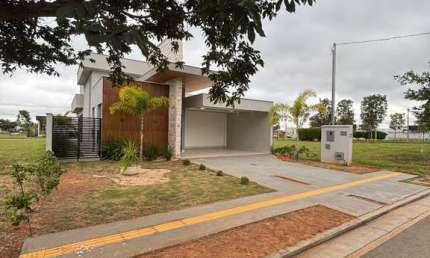 casa térrea 3 suítes - Terras Alpha 1 Casa em Condomínio com 4 Quarto(s) e 4 banheiro(s) à Venda, 180 por R$ 1.190.000 no setor terras alpha 1 AD29860