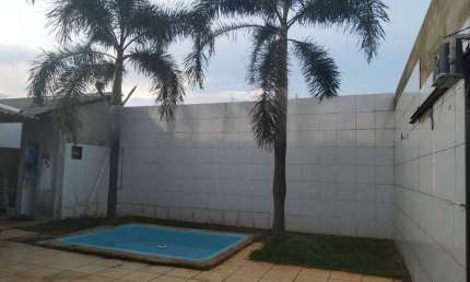 Sobrado com piscina em Goianira Casa de Rua com 3 Quarto(s) e 1 banheiro(s) à Venda, 180 por R$ 280.000 no setor Residencial ARAGUAIA AD30214