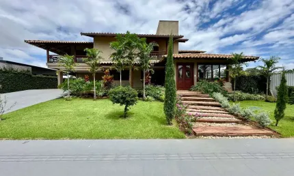 Reserva da Coroa Portal do Sol Green  Casa em Condomínio com 4 Quarto(s) e 6 banheiro(s) à Venda, 430 por R$ 4.800.000 no setor Residencial Goiânia Golfe Clube AV28983