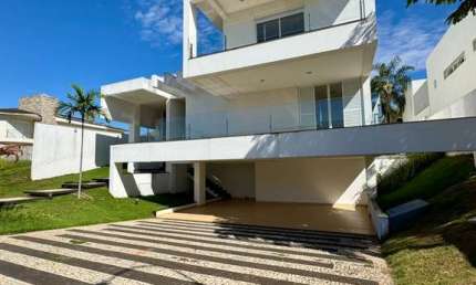 Sobrado Aphaville Cruzeiro Casa em Condomínio com 7 Quarto(s) e 8 banheiro(s) à Venda, 569.55 por R$ 5.950.000 no setor Residencial Alphaville Flamboyant IN29214