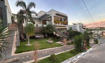 Casa Condomínio Portal do Sol Medanha. Casa em Condomínio com 5 Quarto(s) e 5 banheiro(s) à Venda, 374 por R$ 3.850.000 no setor Residencial Parque Mendanha ST30359