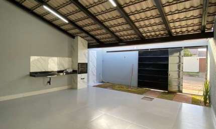Linda Casa 3 Quartos Setor Ravena - Senador Canedo  Casa de Rua com 3 Quarto(s) e 2 banheiro(s) à Venda, 115 por R$ 335.000 no setor Residencial Ravena AU30618
