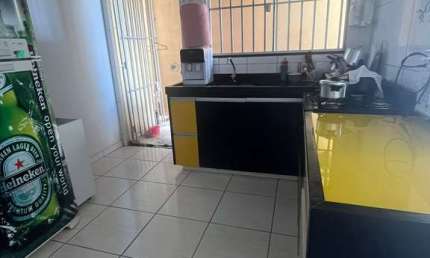 Vende se Casa 2Q 1 suíte Casa de Rua com 2 Quarto(s) e 2 banheiro(s) à Venda, 64 por R$ 240.000 no setor Residencial Santa Fé TA30680